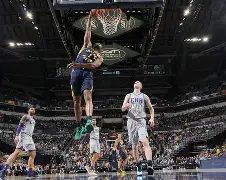 关于印第安纳步行者迎荷甲关键赛；清晨更衣室发声；更衣室稳定；更衣室氛围转暖的信息-九游下载安装